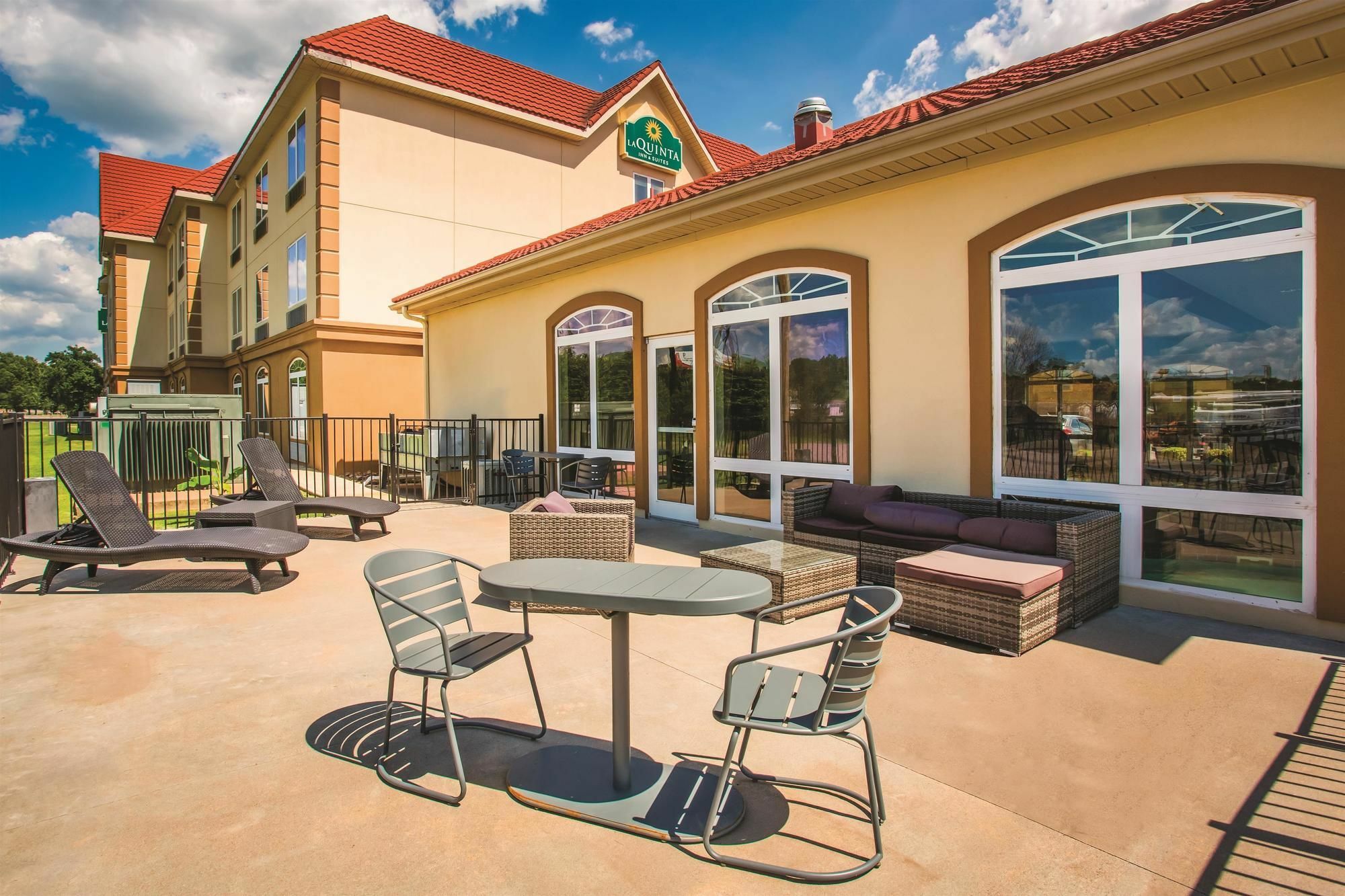 La Quinta By Wyndham Расселлвилл Экстерьер фото